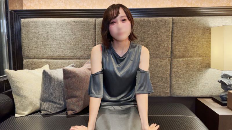 FC2-PPV-3073266 【番外篇】和有秘密帳號的美女微醺自拍性愛。魔鬼般地狂抽猛送OO過後就墮落成性奴了&rarr;大量中出。