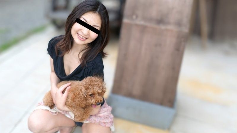 10musume_100324_01 僕の愛犬をダシに可愛い女の子をナンパでゲット！ まなみ