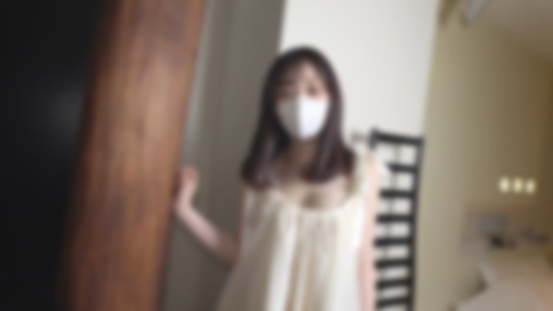 FC2-PPV-4722999 【无码・完全素人】可爱女大生2OO！娇小皮肤白皙，美巨乳・美肌，敏感度也最高。身材出众的欧派也朝上，简直是完美的女性‼