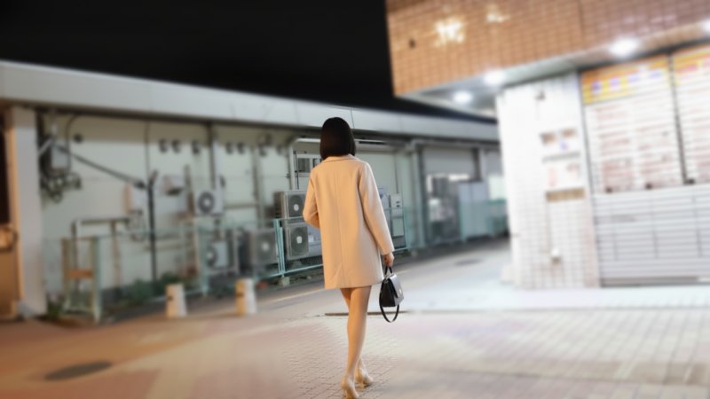 FC2-PPV-4804125 【初次拍攝】新婚人妻花戀2OO♡結婚1年後性愛次數大幅減少…背叛丈夫，偷情自拍！年輕妻子因為太癢，自己主動應徵不倫，用別人的雞巴高潮瘋狂，大量顏射讓她完全墮落♡