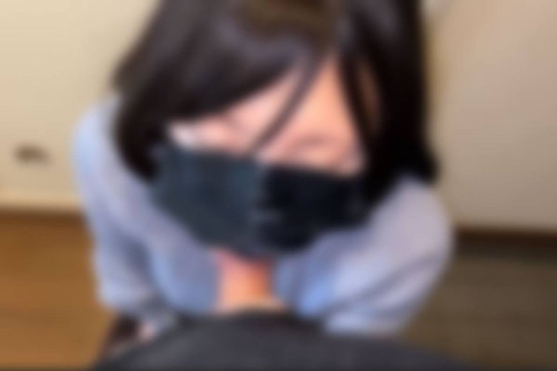 FC2-PPV-4812325 【無碼】【口爆】終於公開了每次都見面的纖細美人人妻的家。在丈夫外出工作期間…[前半]