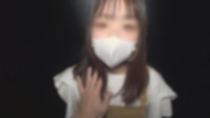 FC2-PPV-4831921 【無碼・完全素人・半熟】2OO的超可愛○生桑，會滿足大叔的願望。讓她對硬梆梆的極粗雞巴顫抖，淫穴的汁液停不下來！