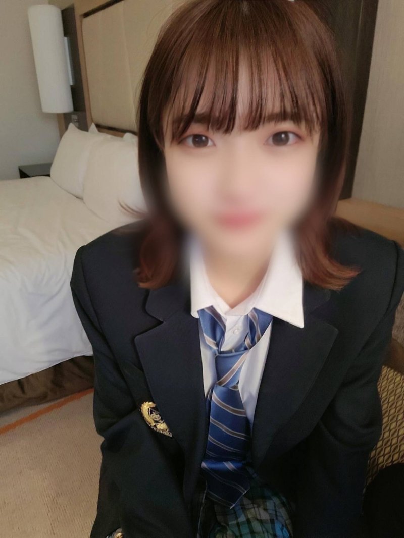 FC2-PPV-4847492 【衝击影像】坂道系G罩杯美女的绕路极秘约会！无责任无套插入无套中出！