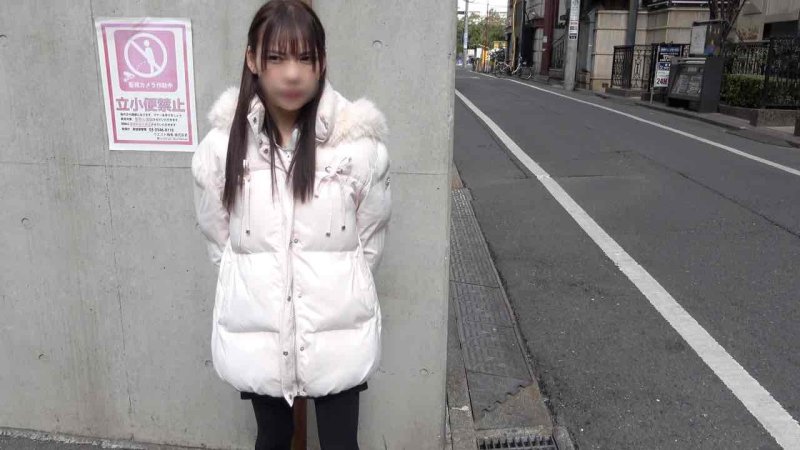 FC2-PPV-4863526 【街頭搭訕第3章】！在新宿搭訕成功了長得像川奈奈的纖細美女。神級腹肌＆最棒的腰身體型，將無套肉棒插入超敏感小穴→激烈高潮中出！【海外版】附特典
