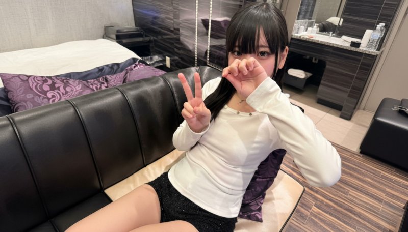 FC2-PPV-4863694 多次玩过的原本傲娇金髮辣妹竟然变成清纯黑髮端庄地大变身♥为了重逢纪念的无套性爱，理性濒临崩溃♥