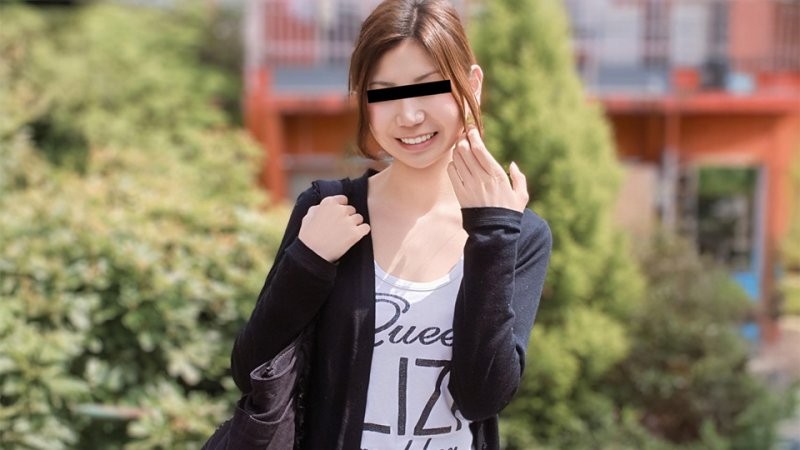 10musume_032626_01 盯上馬上做愛搭訕在街頭徘徊搞3P 美鈴惠美里