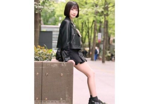 FC2-PPV-4920080 【无修正】《3日间限定》新人一年级的害羞短髮美女生插入♡第一次做蛤蛎式被观察到深处‼
