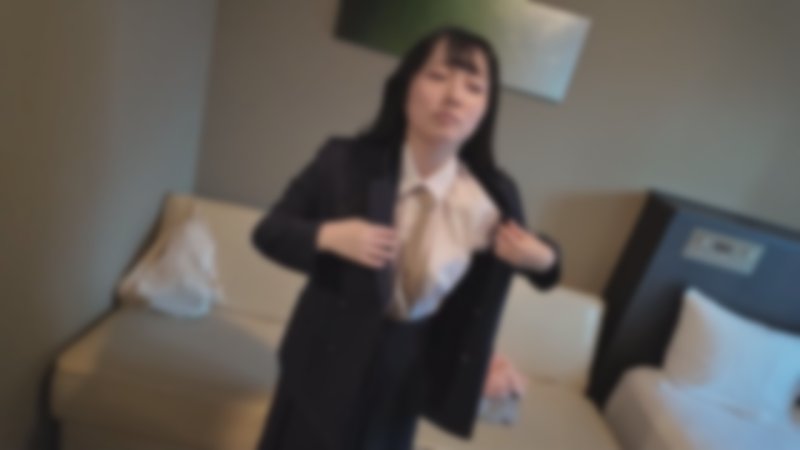 FC2-PPV-4752473 黑長髮的優等生。穿著制服中出後，換上運動短褲再進行第二回合