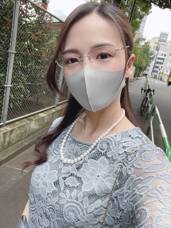 FC2-PPV-2376230 真實糟糕妄想癖 土味系24歳牙助。前男友結婚典禮後被OO個夠瘋狂高潮潮吹中出播種付調教